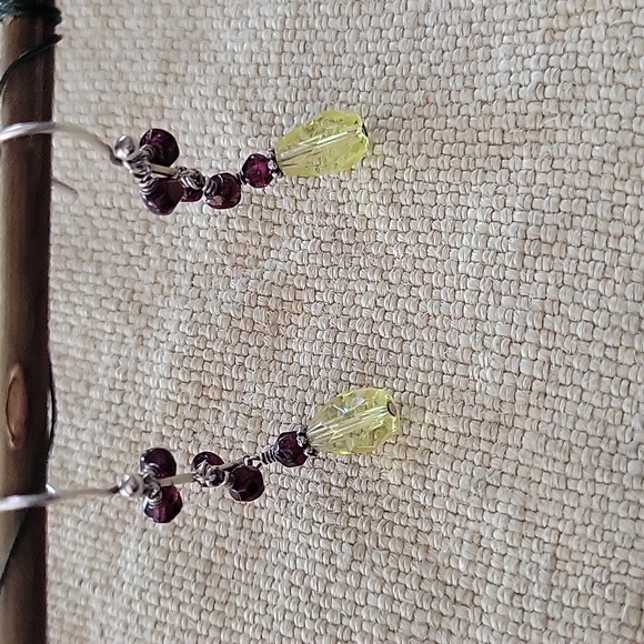 Silpada Sterling Silver,Garnet, and Yellow Quartz Dangle Earrings W1054-HTF - Picture 7 of 7